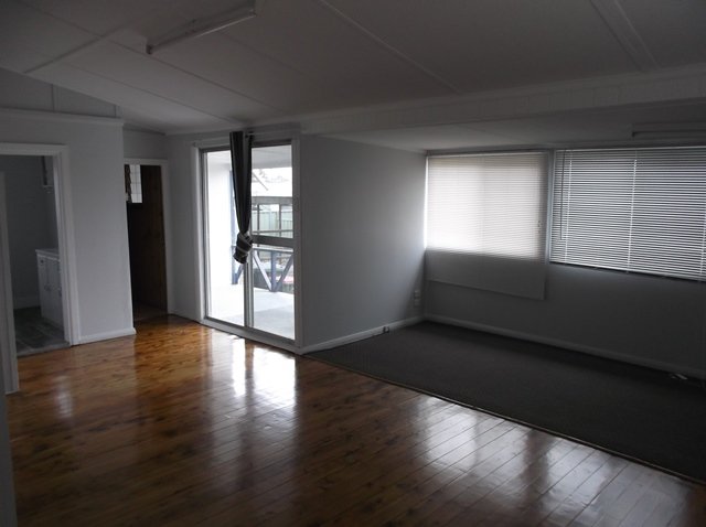 98 Russell Street TUMUT 2