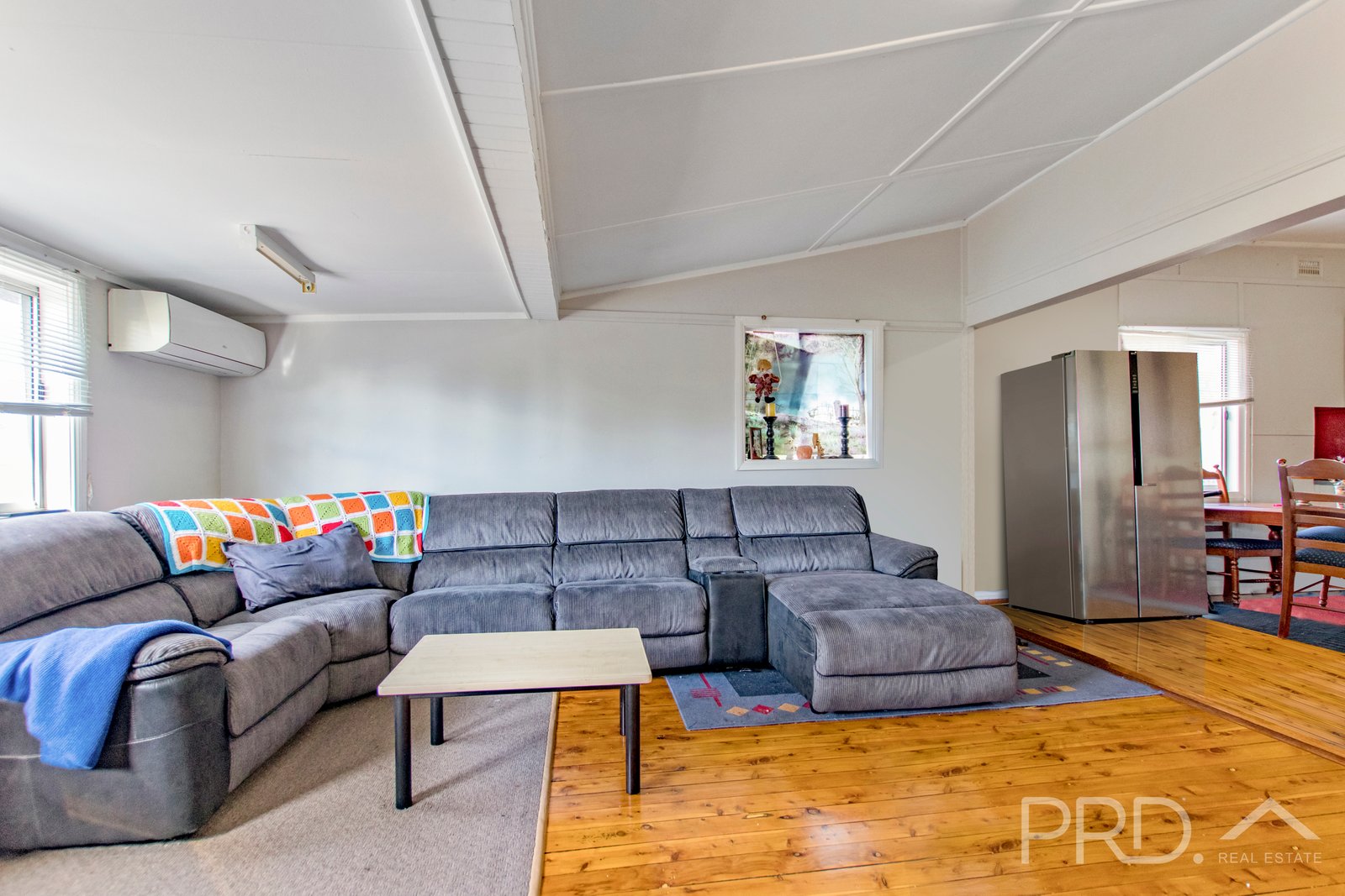 98 Russell Street TUMUT 5