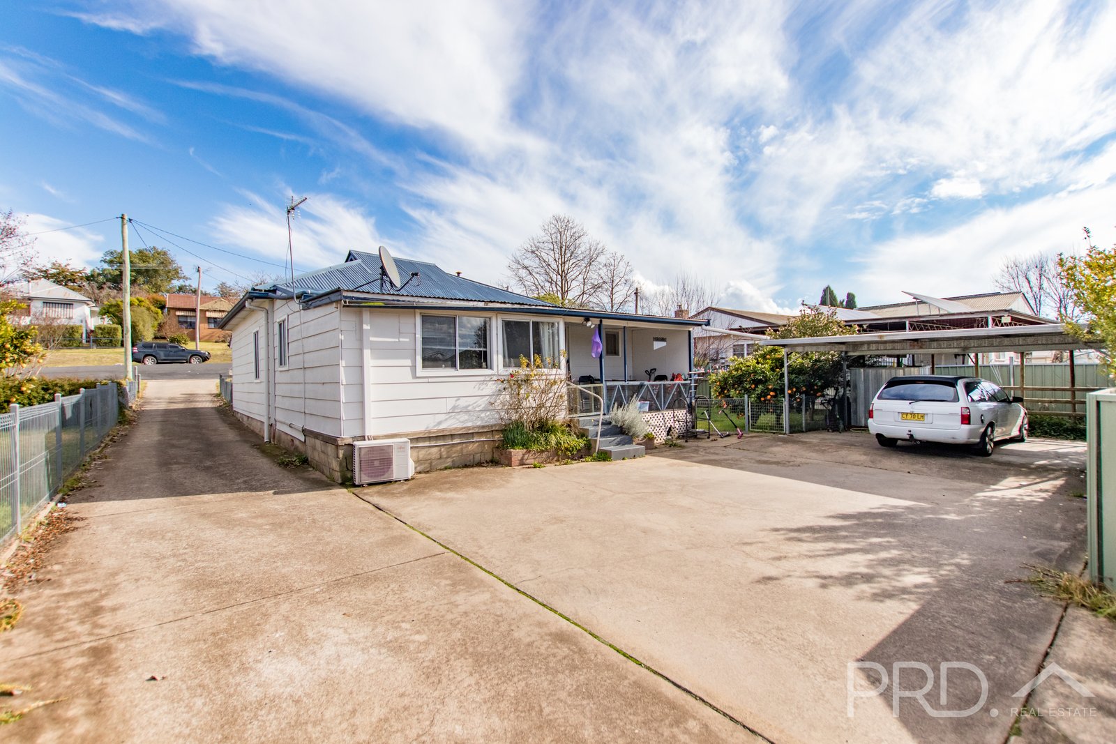 98 Russell Street TUMUT 13