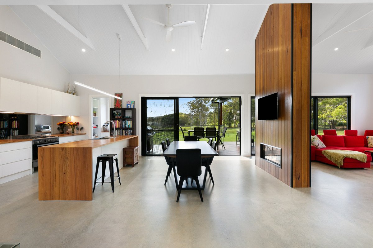 98 Trees Road Tallebudgera 11