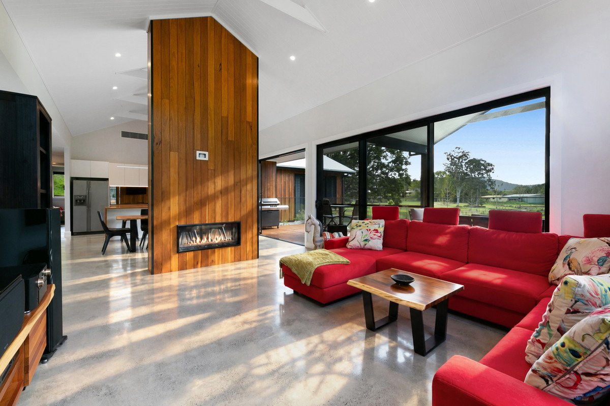 98 Trees Road Tallebudgera 13