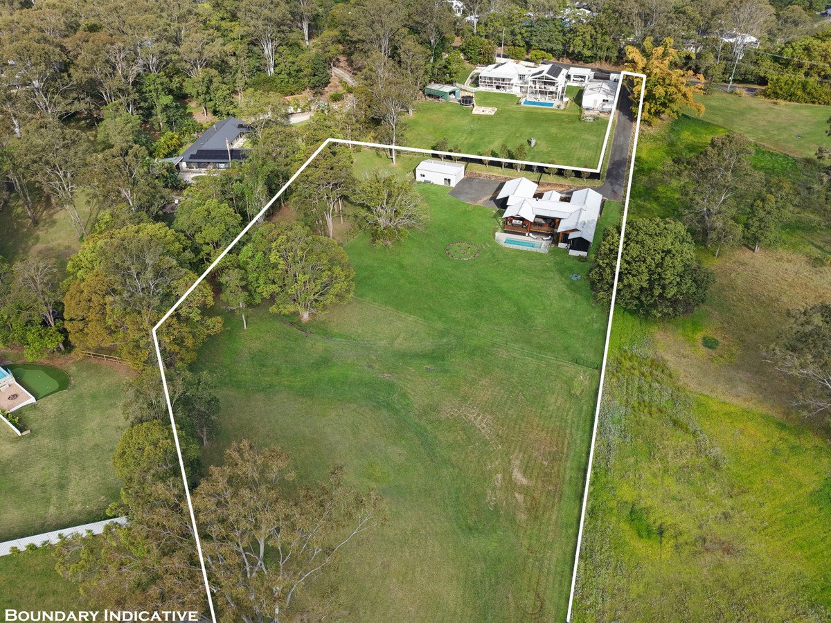 98 Trees Road Tallebudgera 32