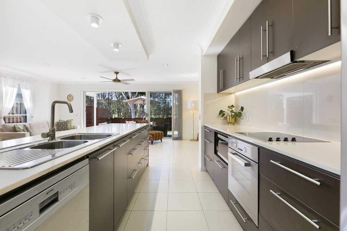 98 Verona Circuit Burleigh Waters 7