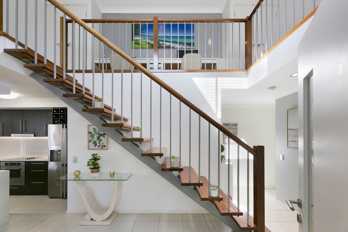 98 Verona Circuit Burleigh Waters 13