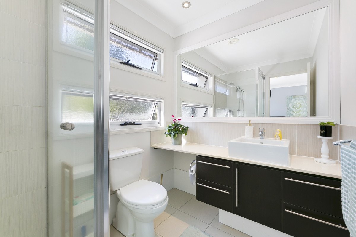 98 Verona Circuit Burleigh Waters 16