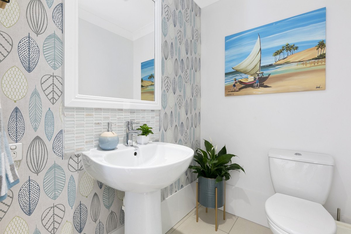 98 Verona Circuit Burleigh Waters 20