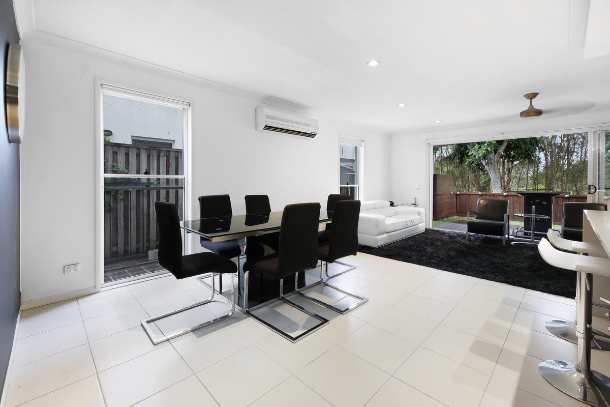 98 Verona Circuit Burleigh Waters 5