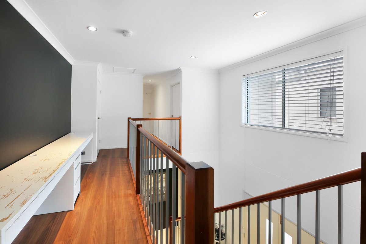 98 Verona Circuit Burleigh Waters 11