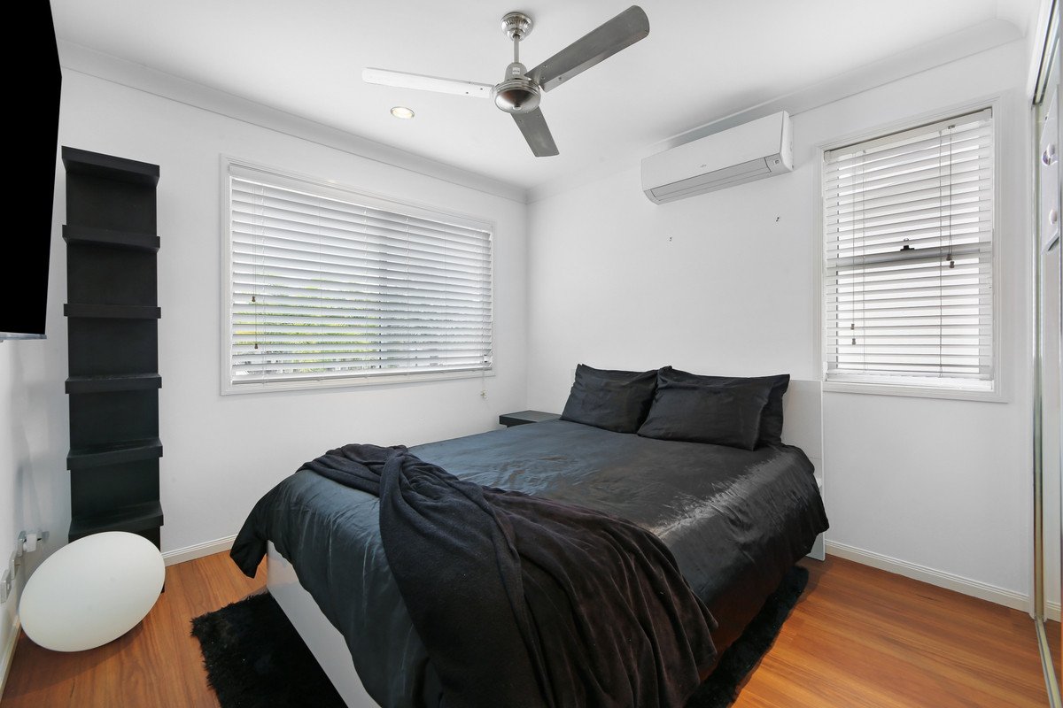 98 Verona Circuit Burleigh Waters 12