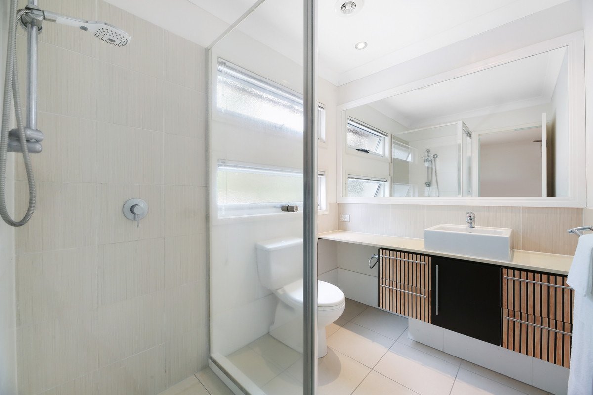 98 Verona Circuit Burleigh Waters 13