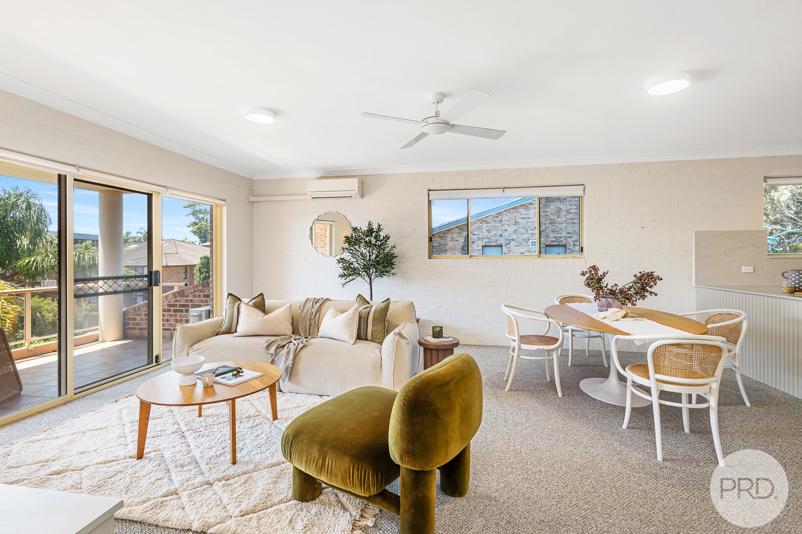 9/8 Weatherly Close NELSON BAY 5