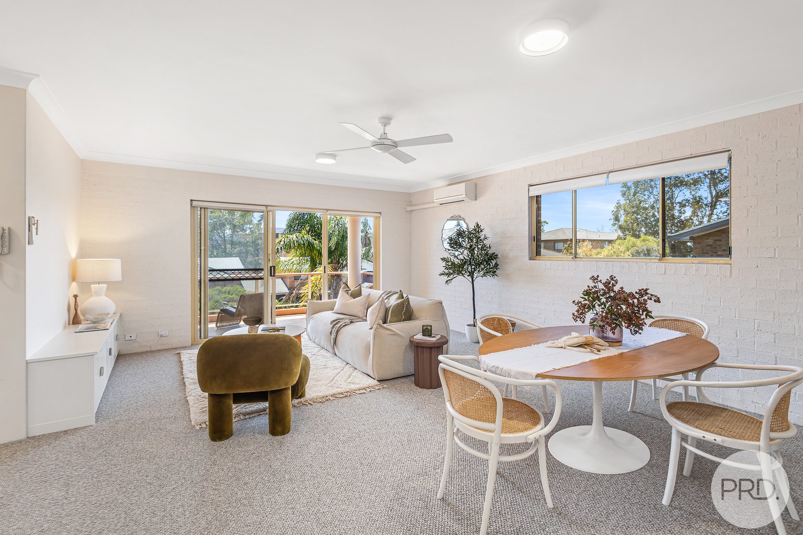 9/8 Weatherly Close NELSON BAY 6