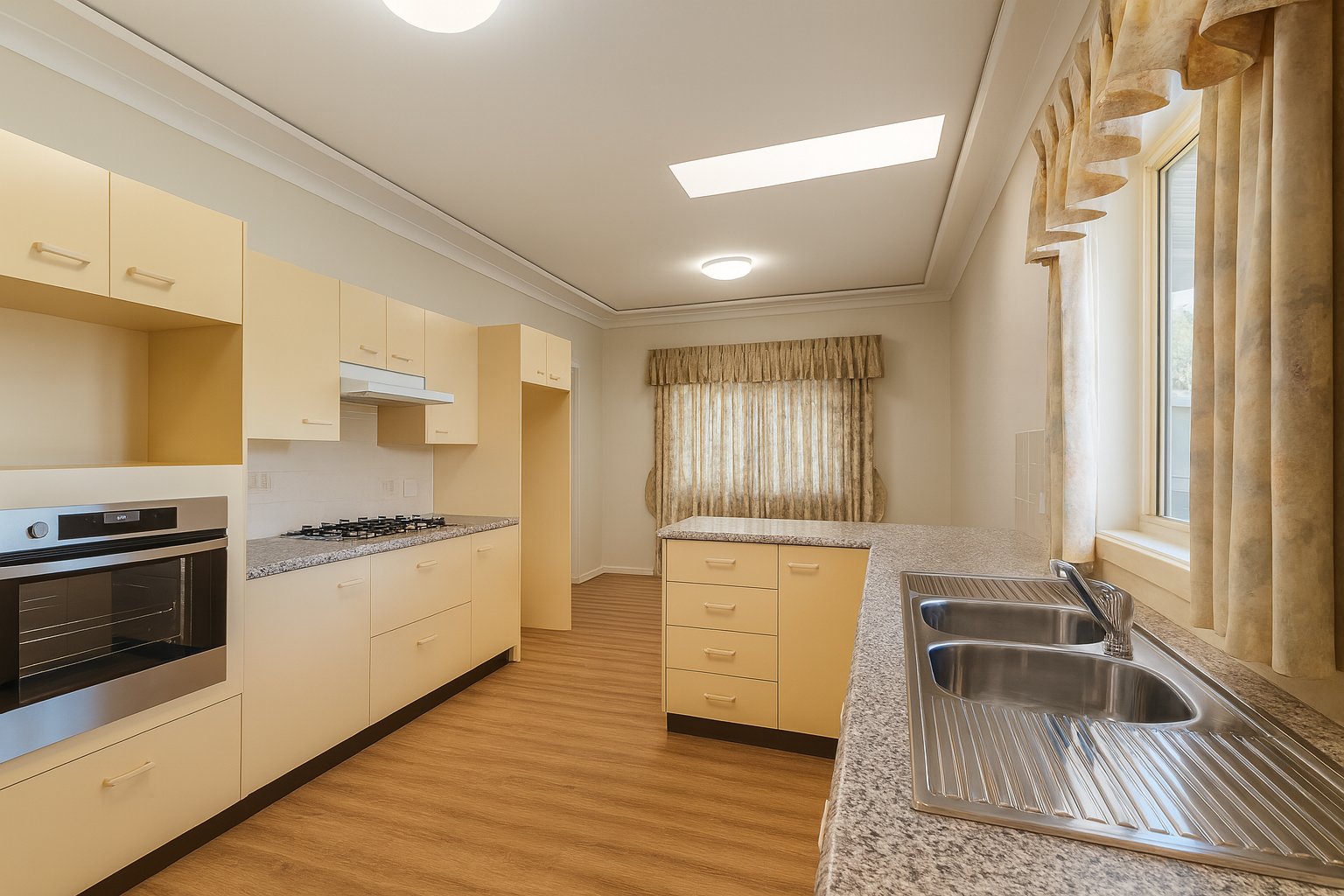 98 Webster Road LURNEA 3