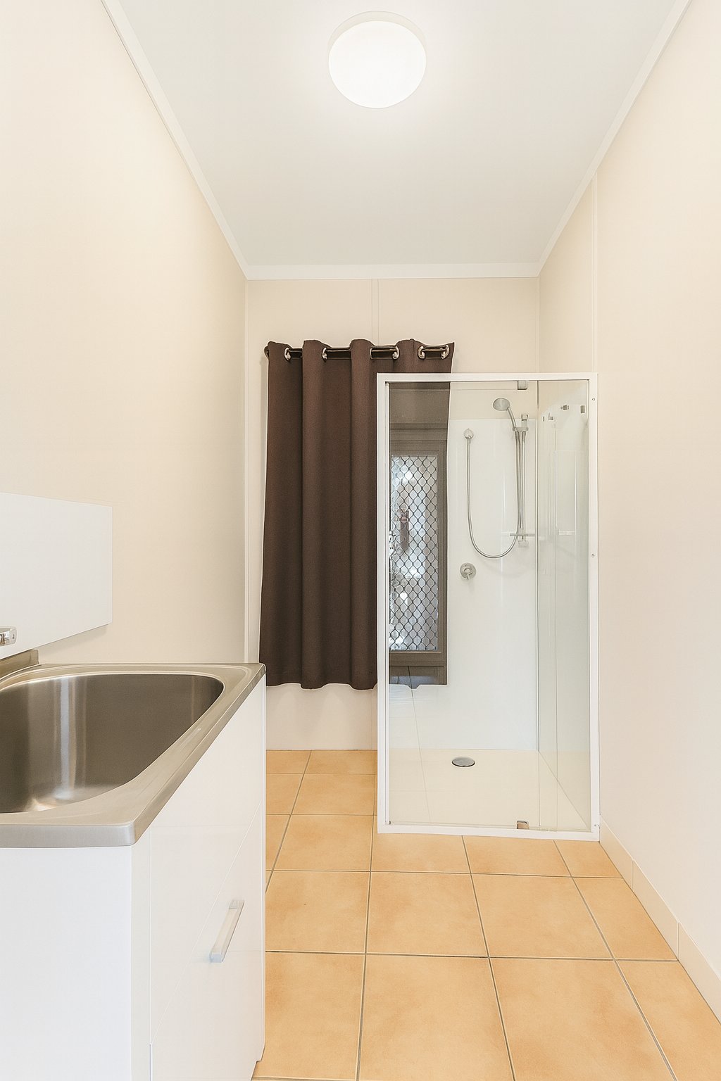 98 Webster Road LURNEA 10