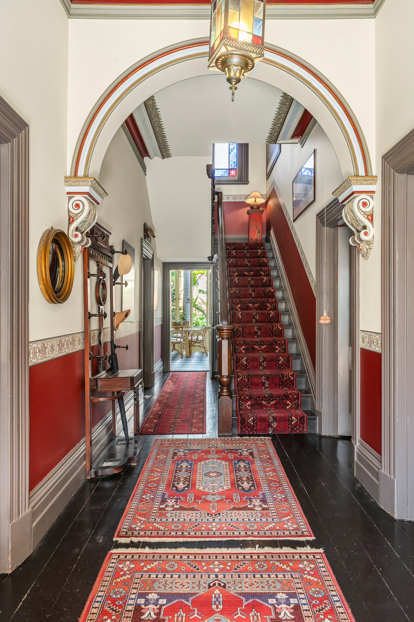 Gallery: 98 Wellington Street
