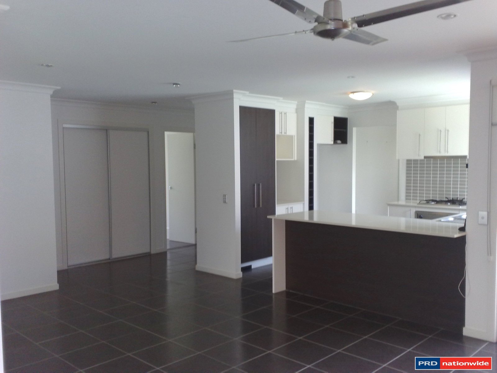 9/80 McIntyre St  HENDRA 4
