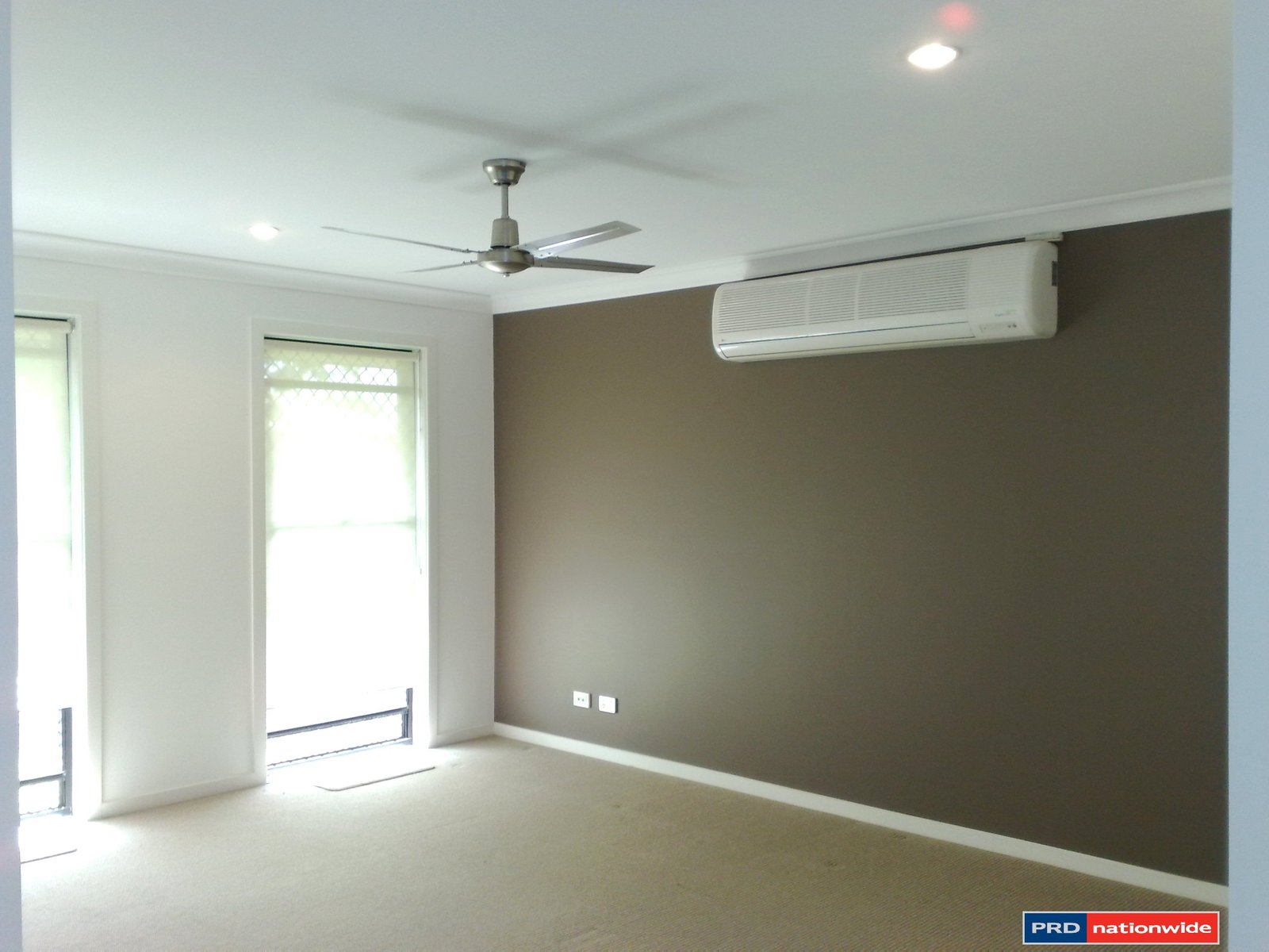 9/80 McIntyre St  HENDRA 6