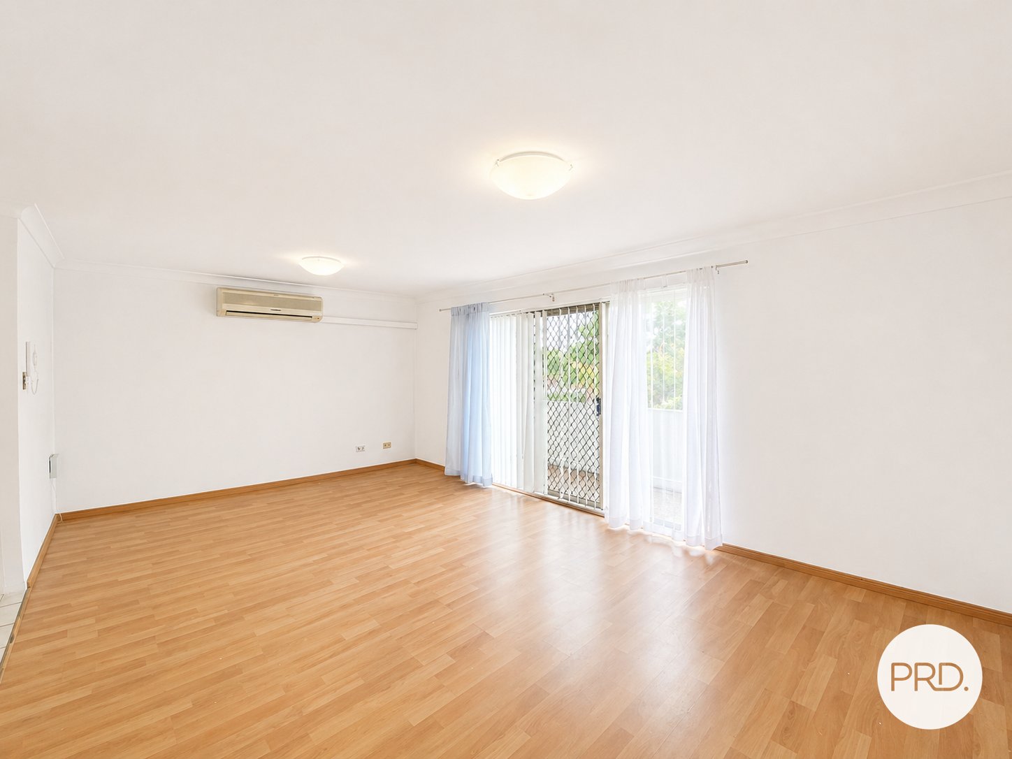 98/1 Riverpark Drive LIVERPOOL 2