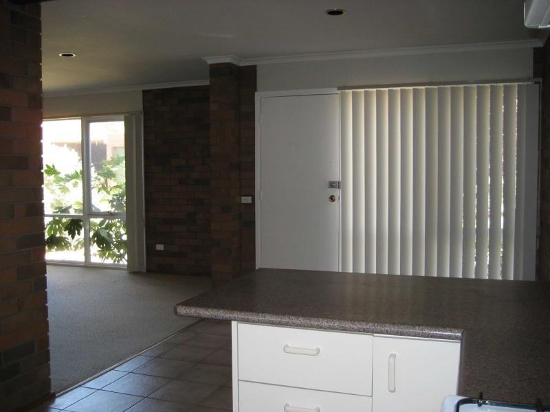 9/810 Lydiard Street North SOLDIERS HILL 3