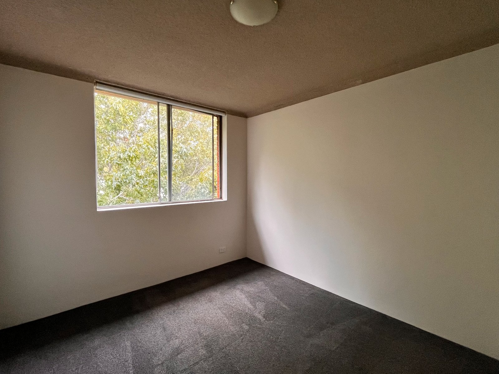 9/828 Canterbury Road ROSELANDS 4