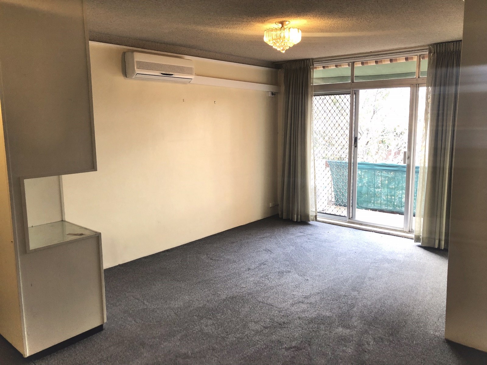 9/828 Canterbury Road ROSELANDS 1