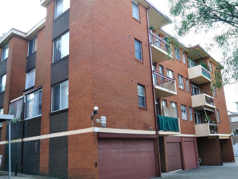 9/828 Canterbury Road ROSELANDS 6