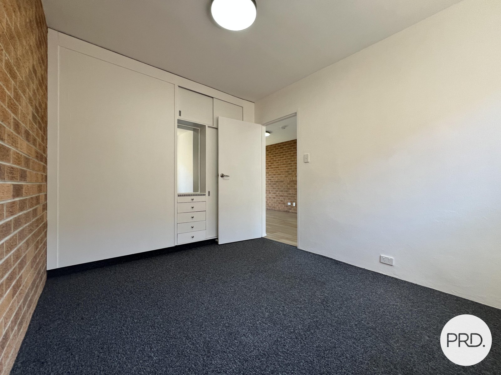 9/85 Derrima Road CRESTWOOD 8