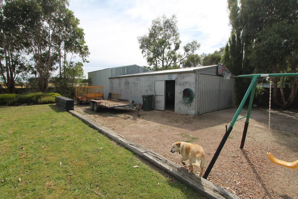 986 Smythesdale - Snake Valley Road SNAKE VALLEY 16