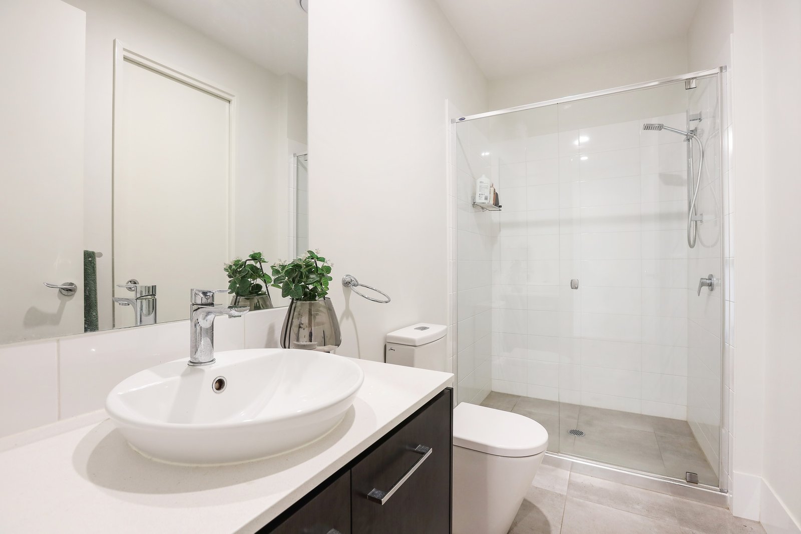 98A Alison Road CARRARA 11