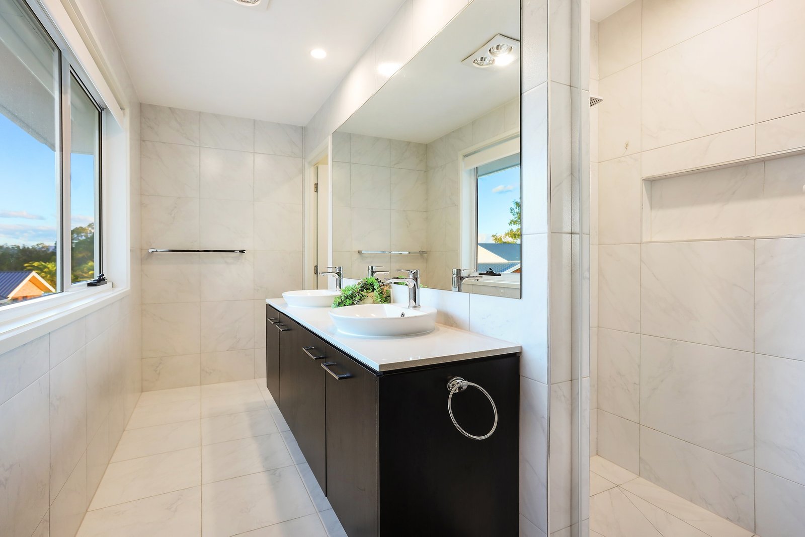 98A Alison Road CARRARA 21