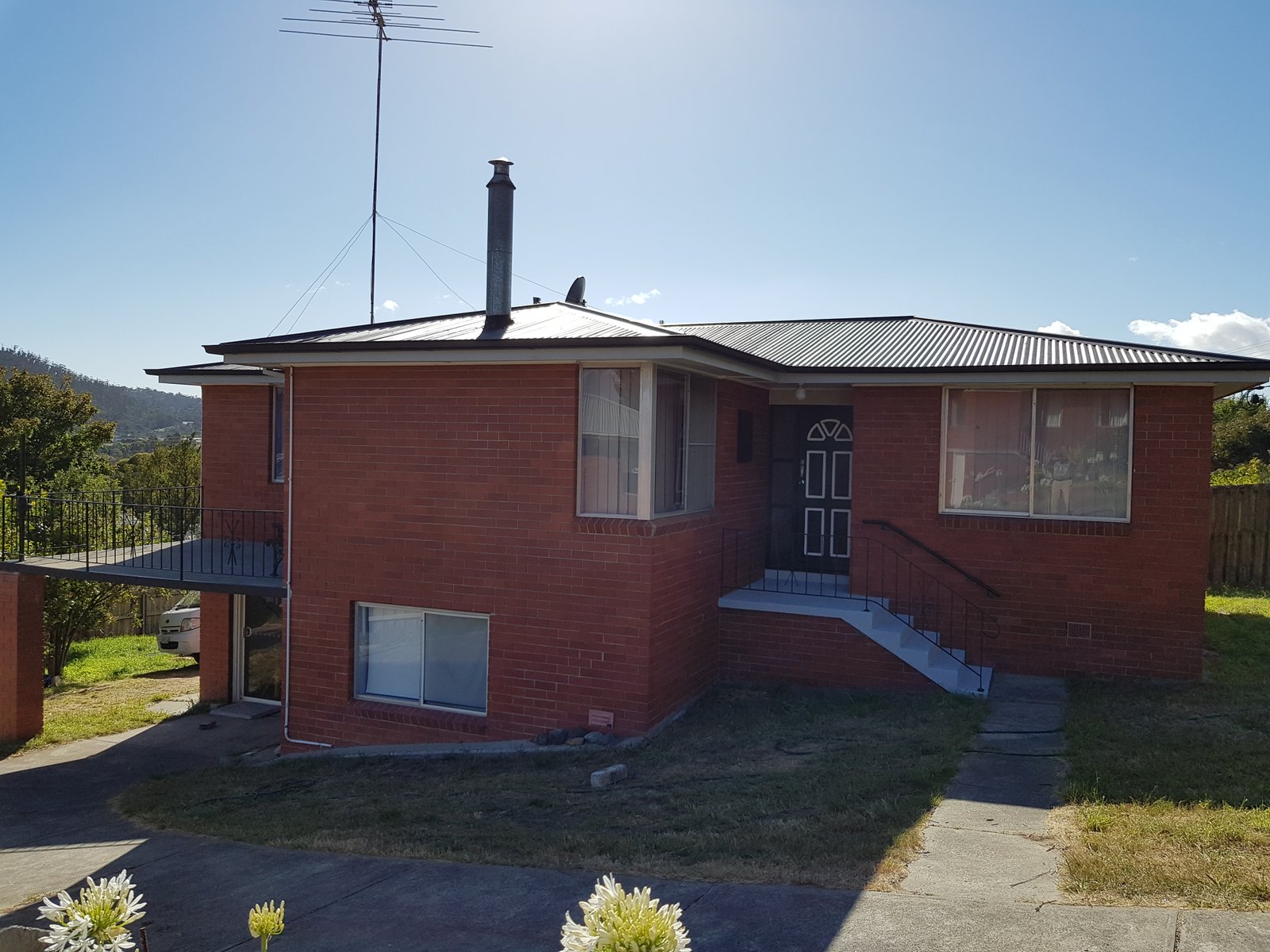 98A Binalong Road MORNINGTON 1