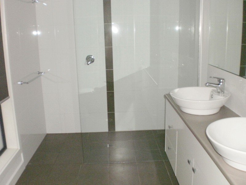 Gallery: 98A Devon Street