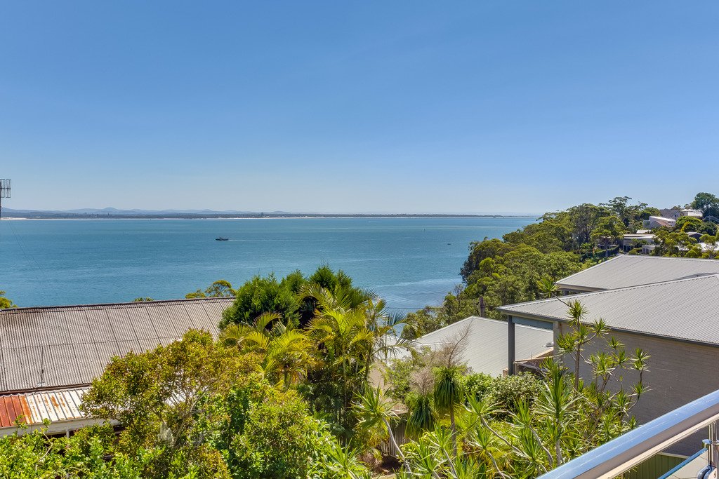 98a Government Road NELSON BAY 22