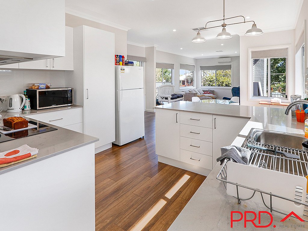98A Marius Street TAMWORTH 12