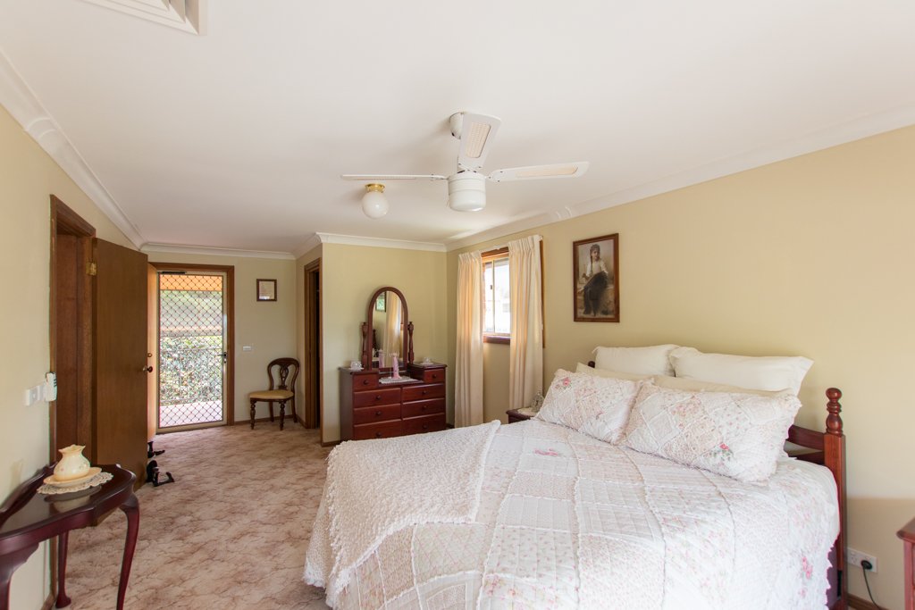 98A Russell Street TUMUT 7