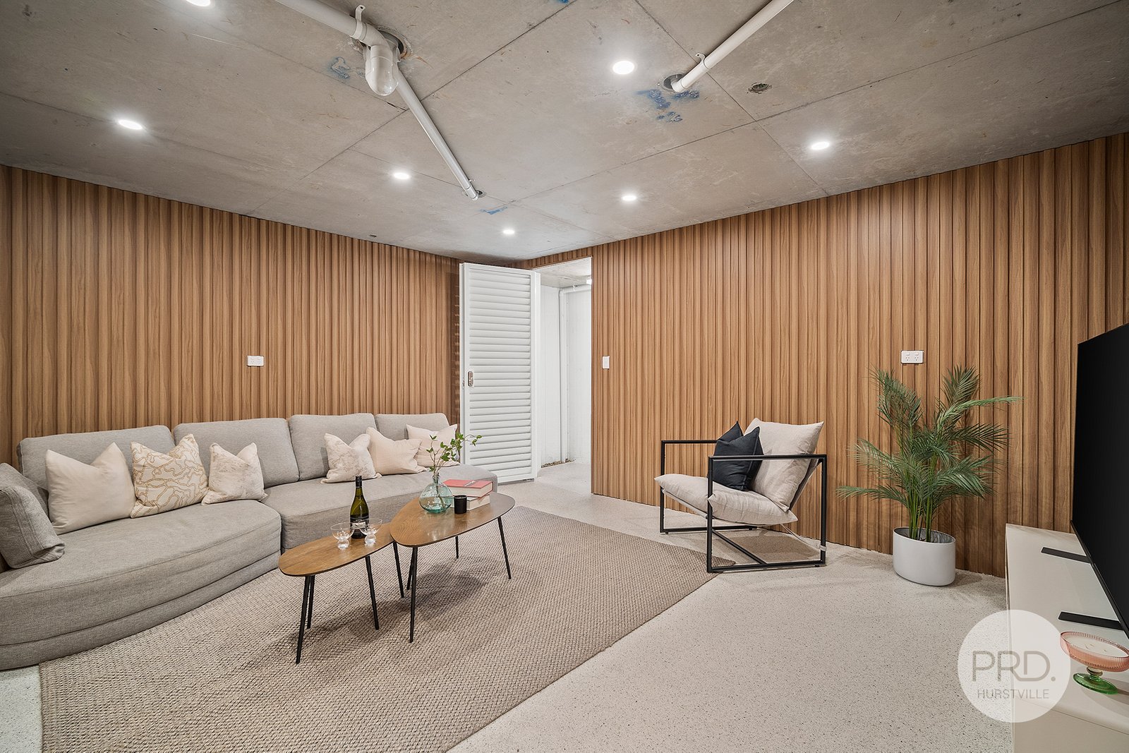 98A The Avenue HURSTVILLE 11