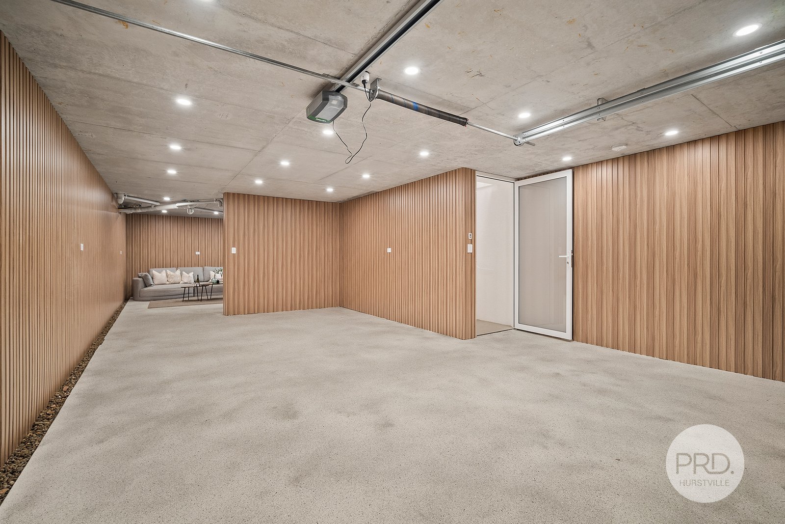 98A The Avenue HURSTVILLE 12