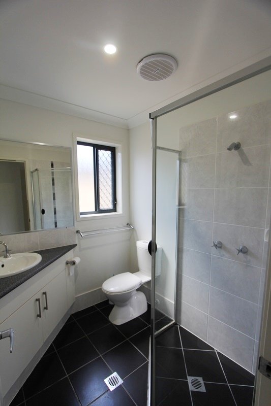 98B Kumbari Avenue LABRADOR 6