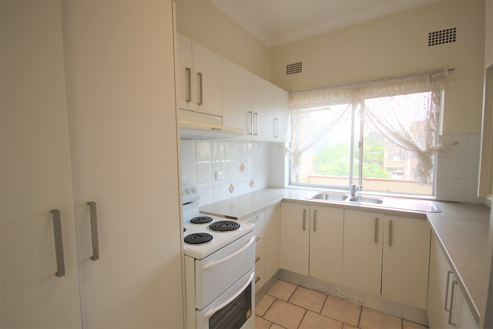 9/9-11 Argyle Street CARLTON 6