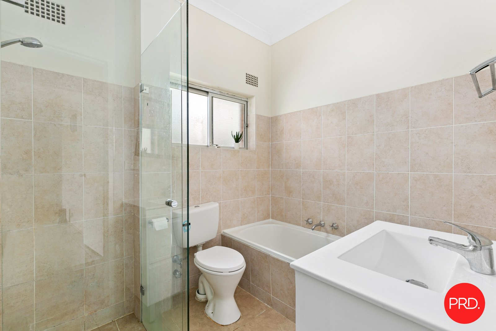 9/9-11 Argyle Street CARLTON 3