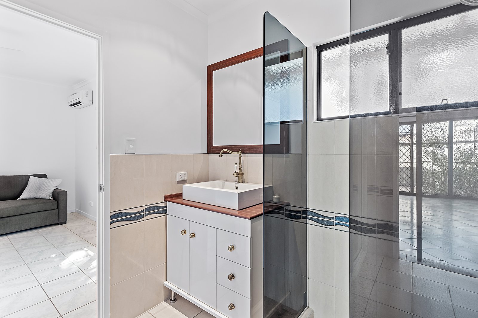 99 Abell Road CANNONVALE 14