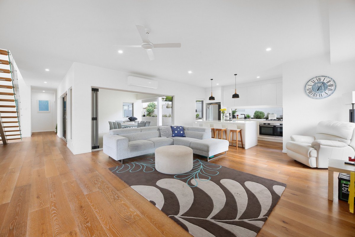99 Barden Ridge Road Reedy Creek 8