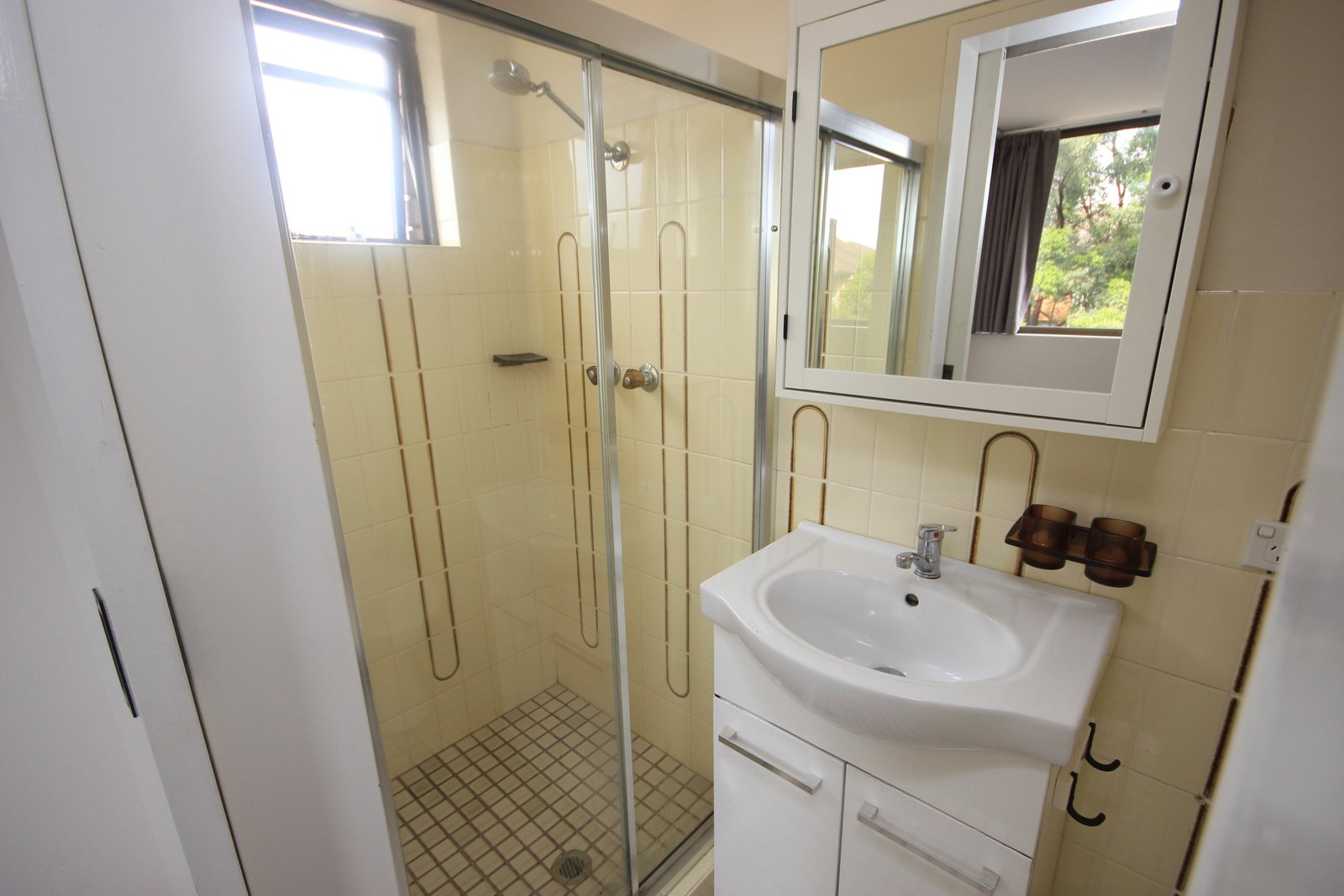 9/9 Buchanan Street CARLTON 7