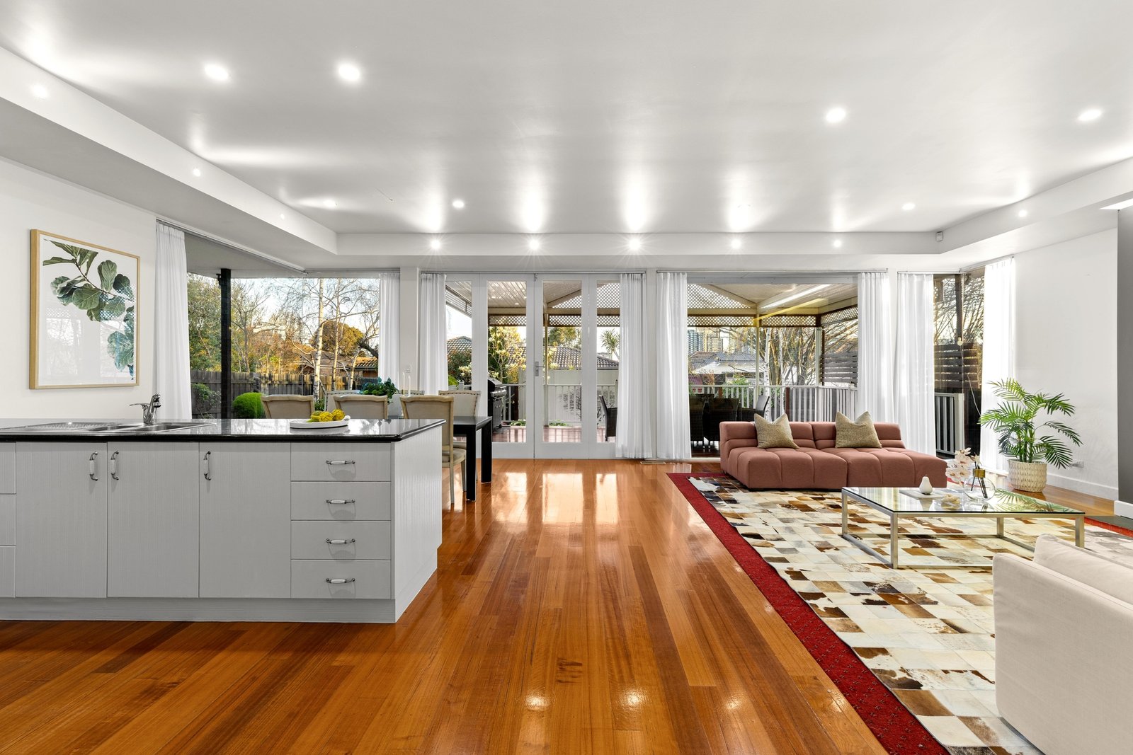 Gallery: 99 Clyde Street