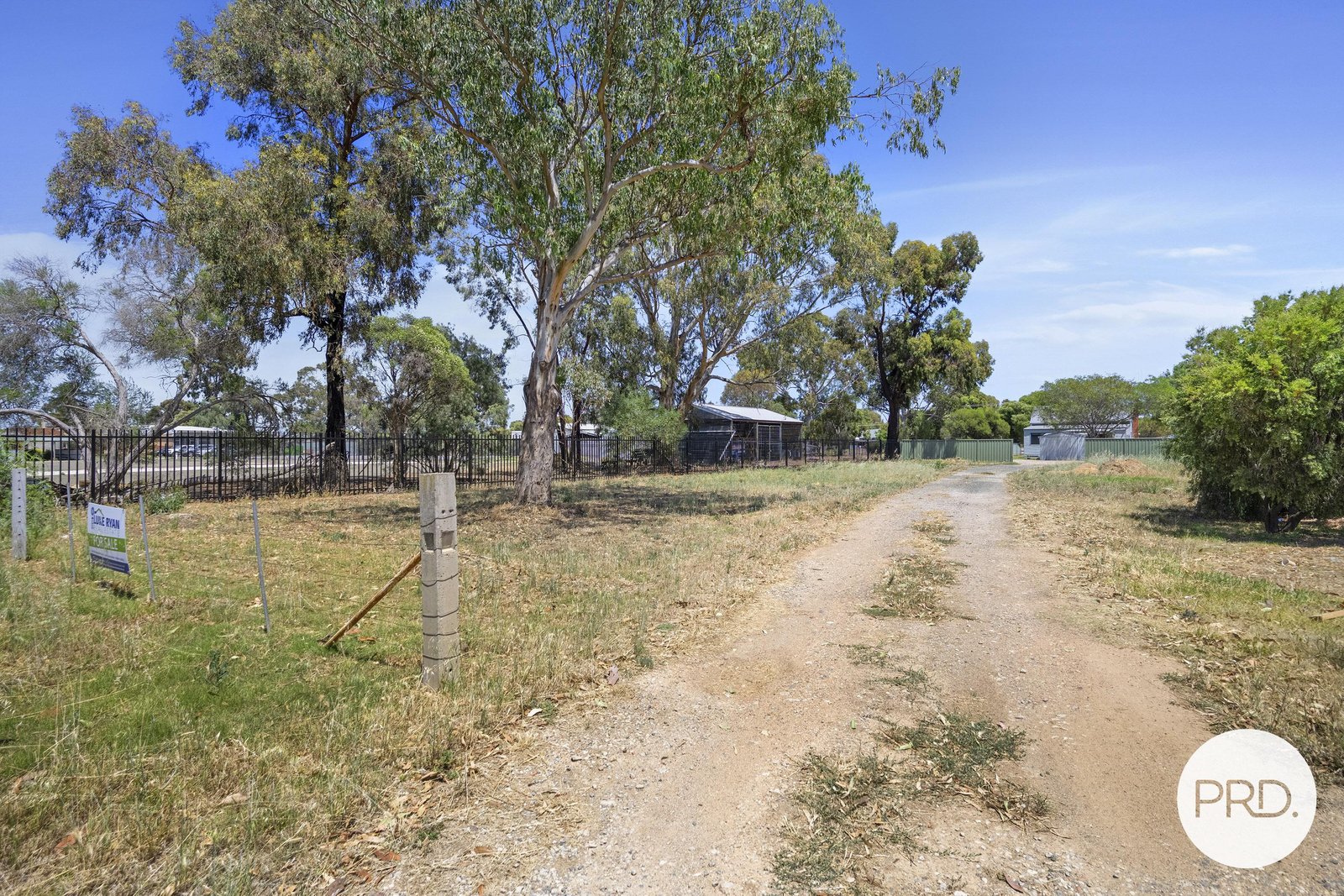 99 Echuca Road ROCHESTER VIC 3561