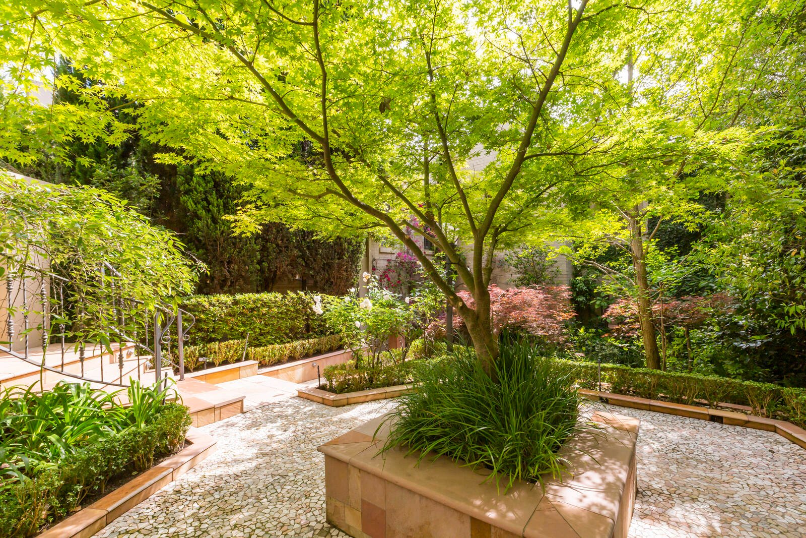 Real Estate and Property in 99 Grange Road, Toorak, VIC