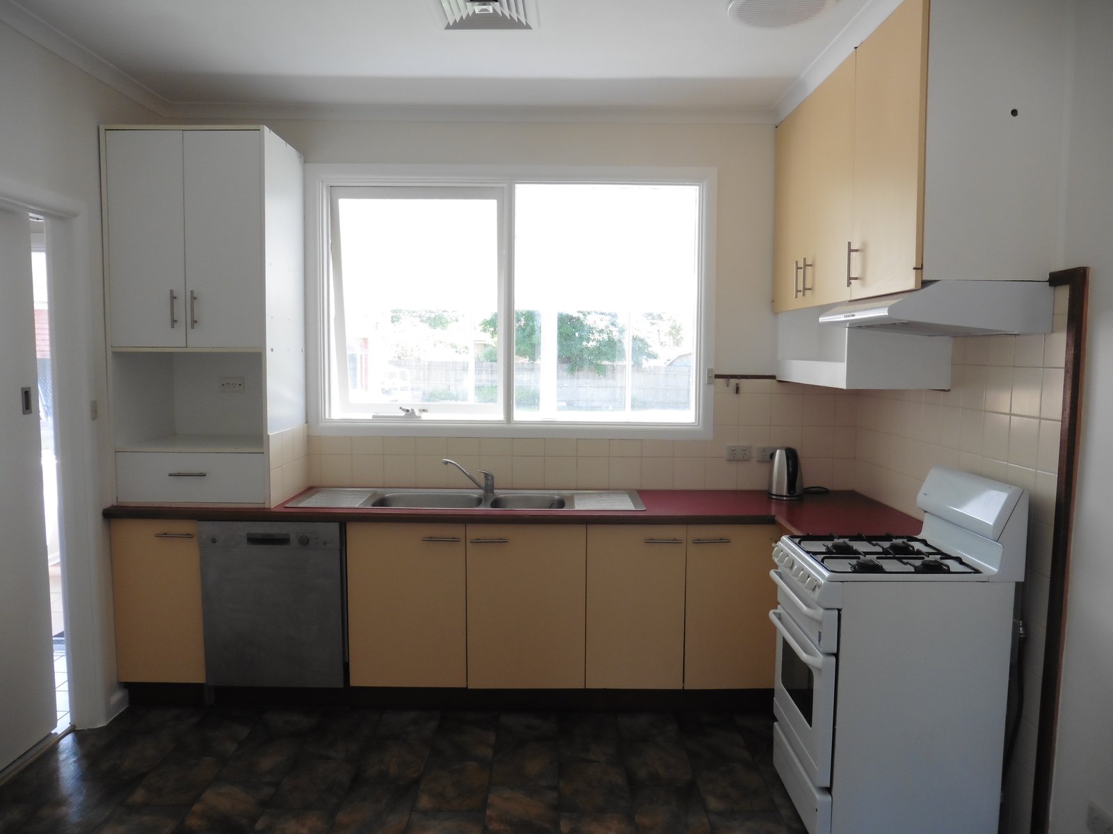 Gallery: 99 Lower Dandenong Road