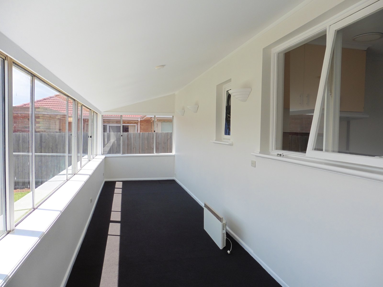 Gallery: 99 Lower Dandenong Road