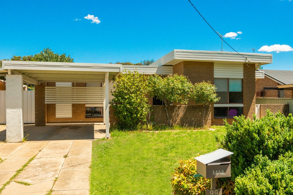 99 Raye Street TOLLAND 1