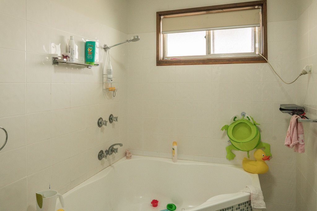 99 Raye Street TOLLAND 8